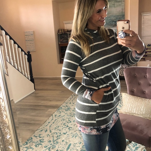 Last 1 SMALL Striped Hoodie w/ floral contrast - Picture 6 of 8